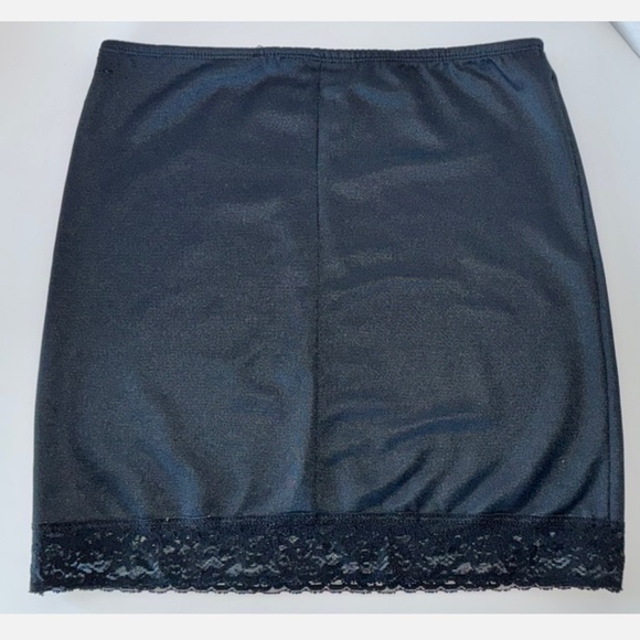 Nancy Ganz Bodyslimmers body shaper M black half slip  lightweight control - Picture 2 of 5